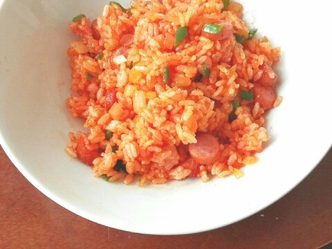 簡単おいしい 玉ネギのソーセージのケチャップライス レシピ 作り方 E レシピ 料理のプロが作る簡単レシピ